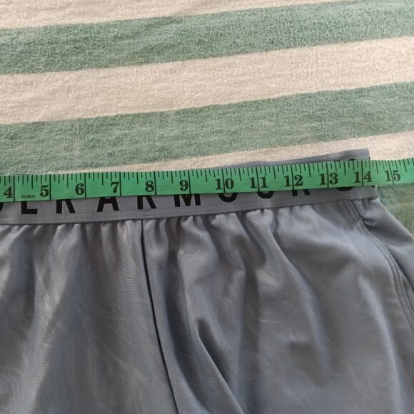 NWOT UNDER ARMOUR GRAY PATTERNED ATHLETIC / GYM SHORTS, SIZE "L" - Picture 11 of 14